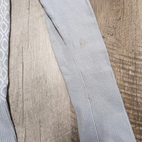 Merona V Neck Cardigan Sweater - Picture 3 of 7